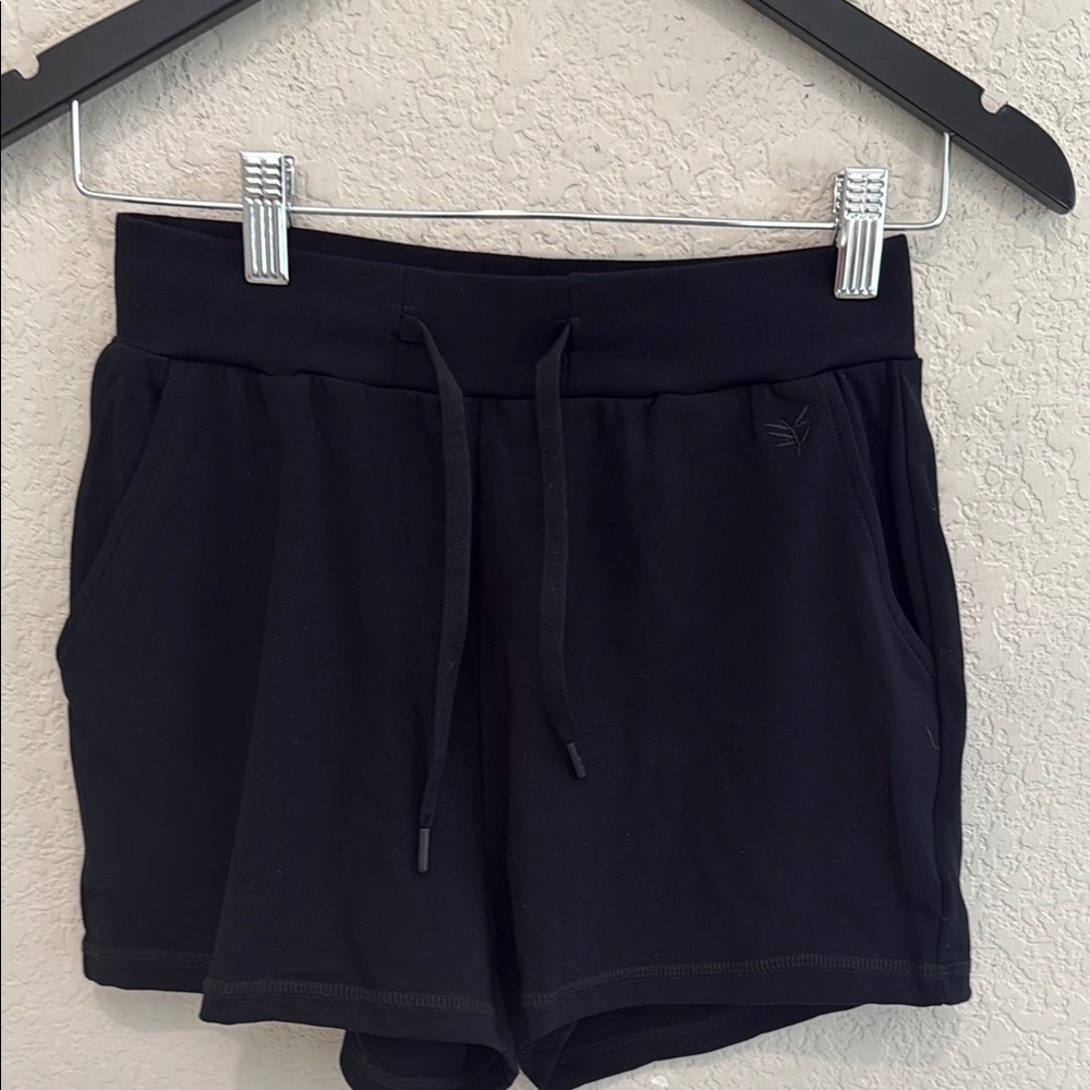 Cozy Earth Black Women's Shorts. XS